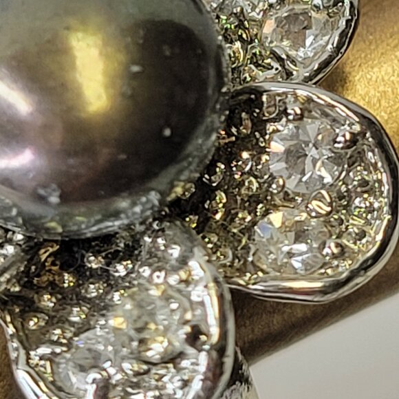 Genuine Grey Pearl and Swaroski Flower Ring Size 5.5 - Picture 7 of 12